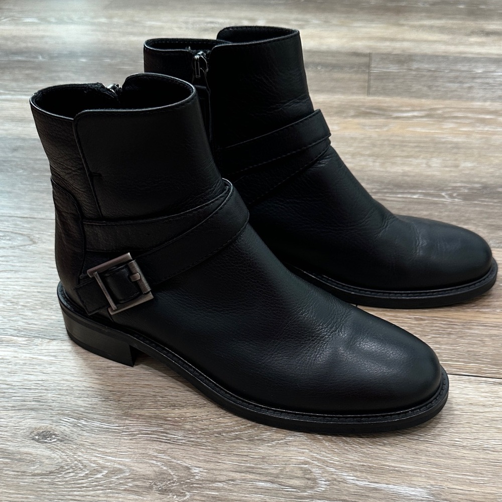 Aquatalia Black Leather Boots with Buckle